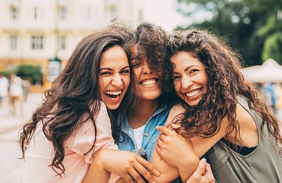 Girlfriends in the city Encouragement for Young Women